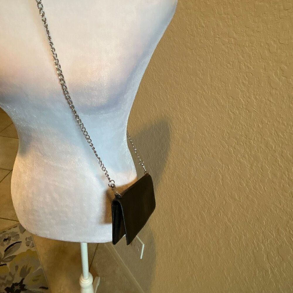Gucci Bifold Long Wallet Black Leather With Silver Chain Strap Cocktail Party - Picture 16 of 16